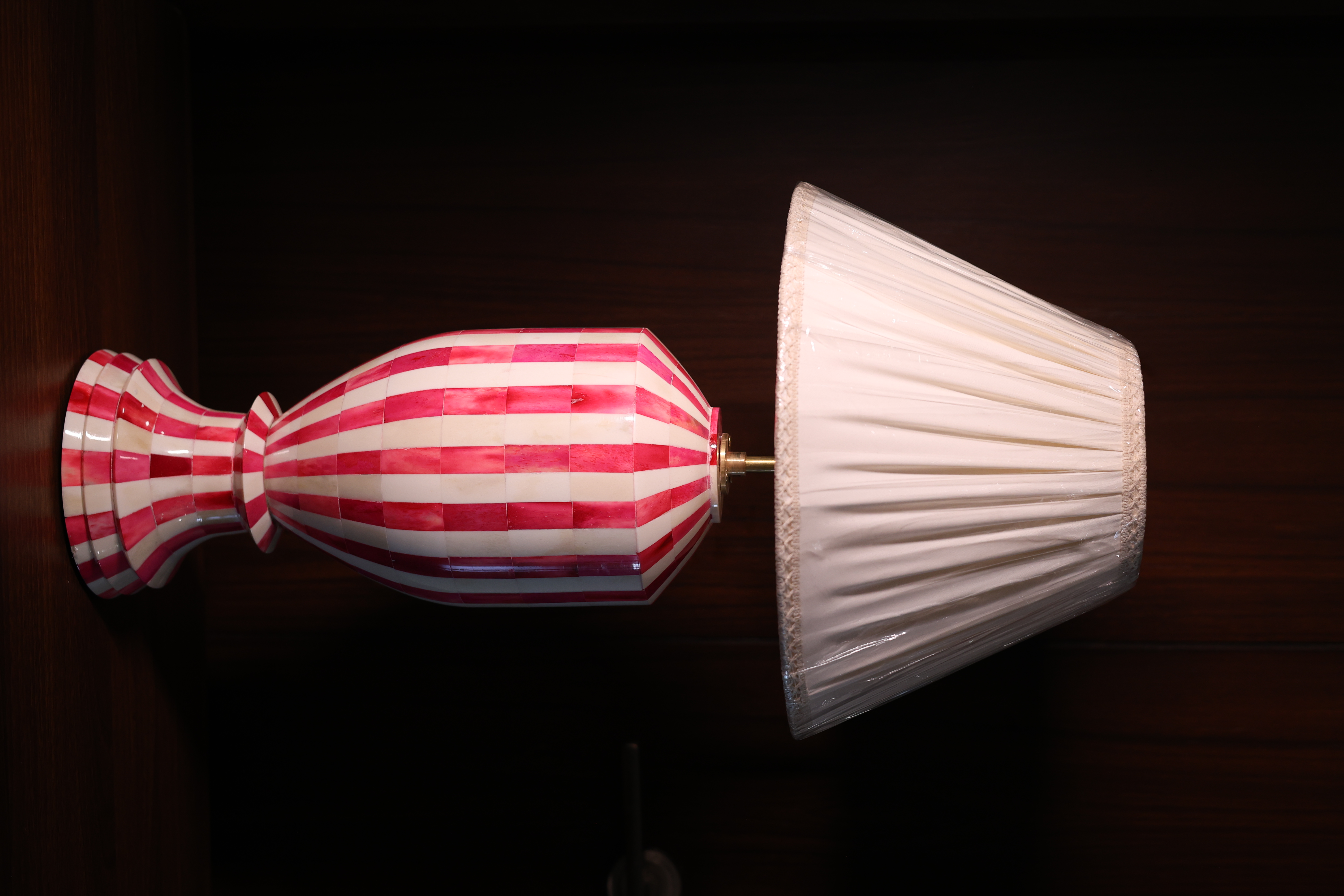 Zen Stripe Table Lamp Red White